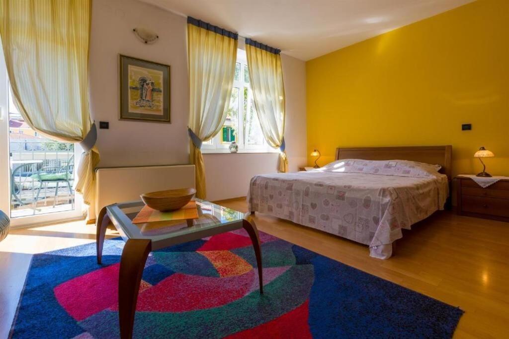 Apartments Villa Katarina Selce Εξωτερικό φωτογραφία